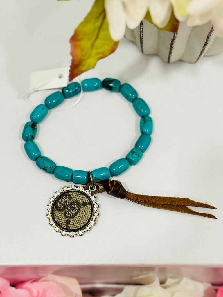 Native Turquoise Beaded Stretch Bracelet