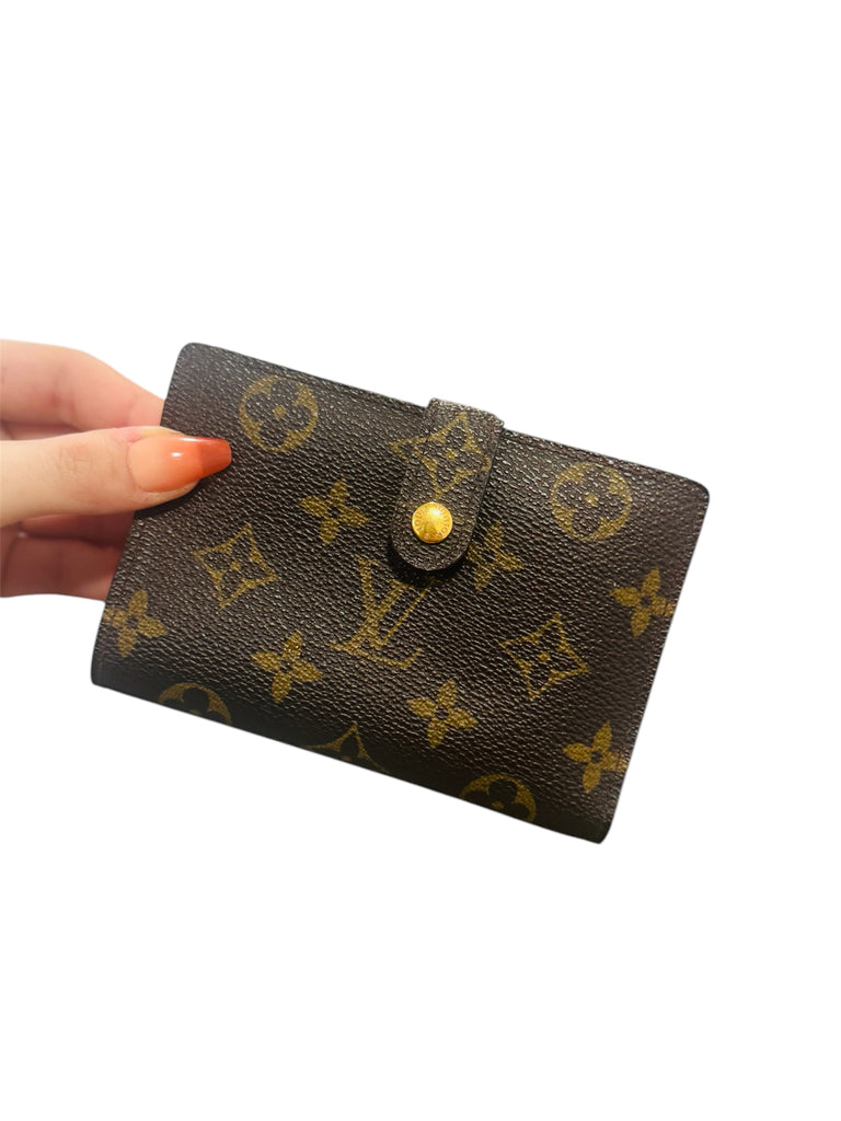 Louis Vuitton Leather Coin Purse Snap Wallet