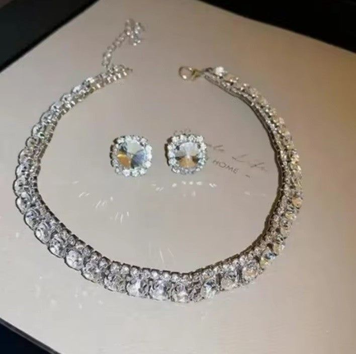 Lux Crystal Diamond Necklace and Earring Set - Clear Silver