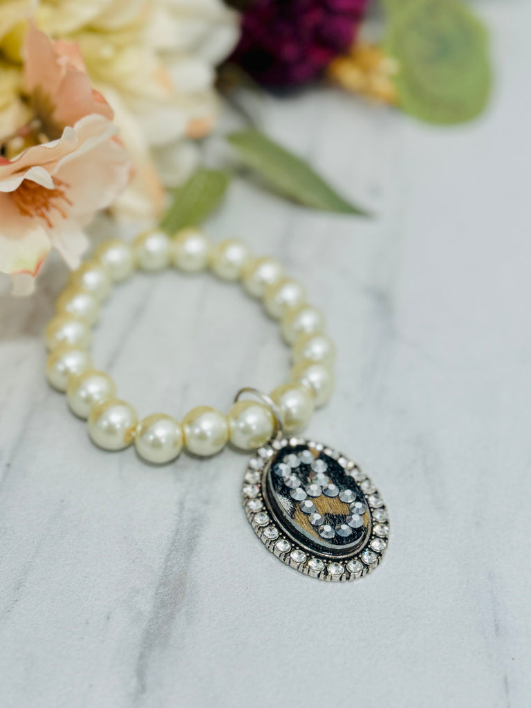 Initial Crystal Pearly Bubble Beaded Bracelet- Silver Leo