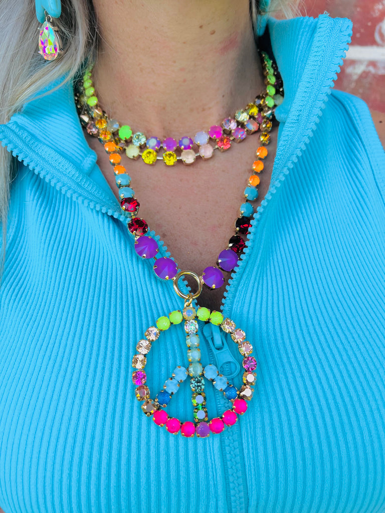 Bright Chic Peace Necklace