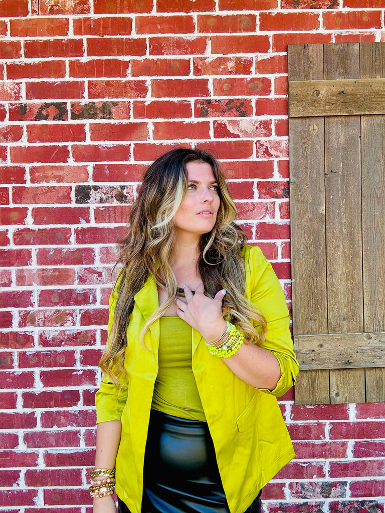 Solid Staple Pleat Sleeve Blazer - Chartreuse