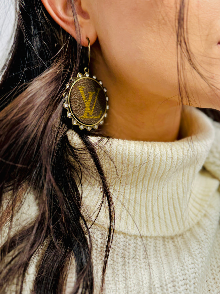 Chic Antique Lux Round Earrings