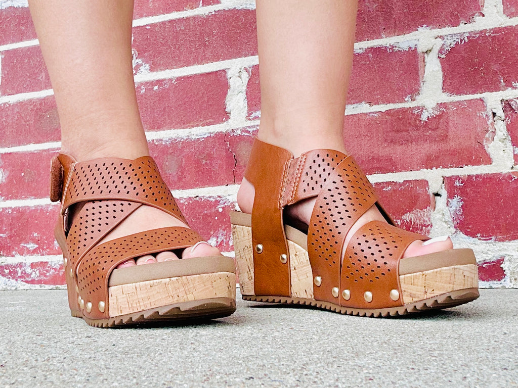 Strappy Strut Studded Wedge- Cognac