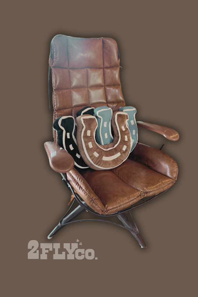 LUCKY U PILLOW: SADDLE