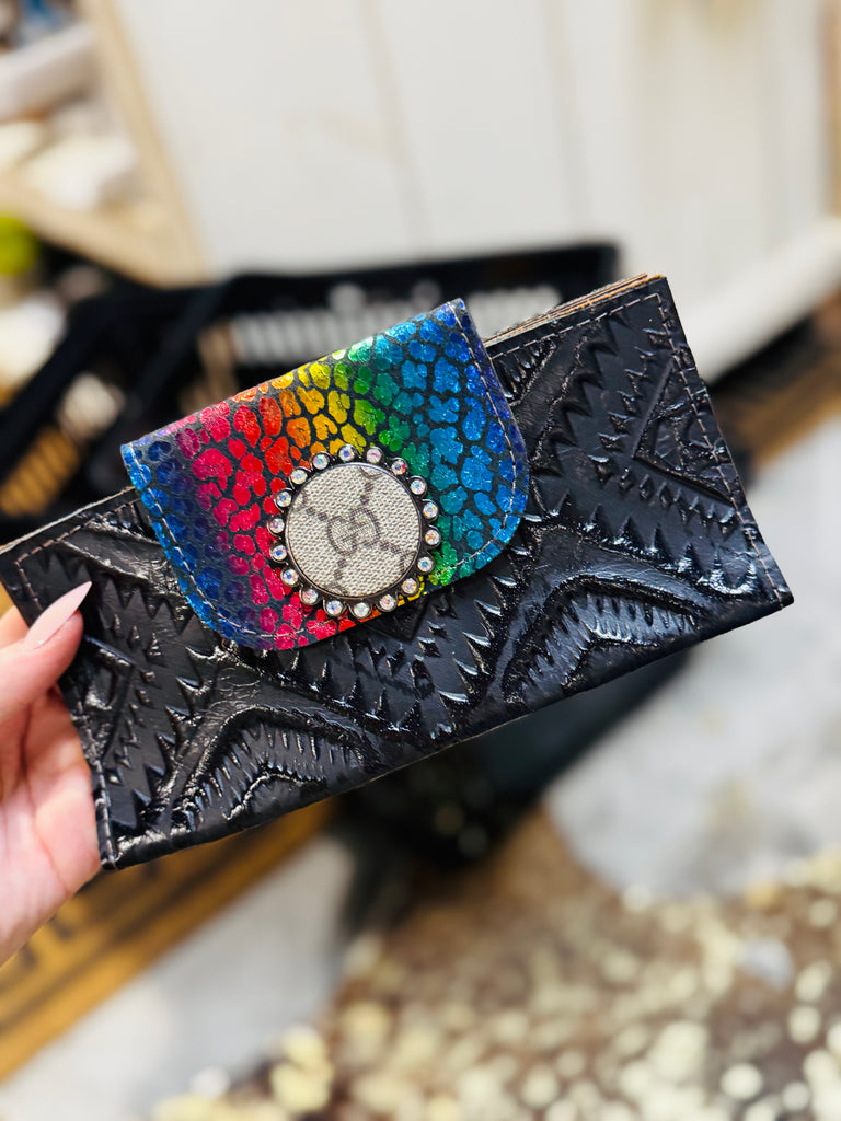 Multi Leo Leather Wallet