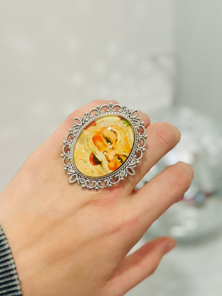 Silver Classic Saint Nick Holiday Vintage Ring