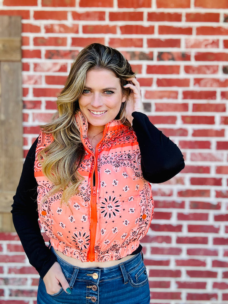 Wild Terrain Paisley Puffer Vest - Orange