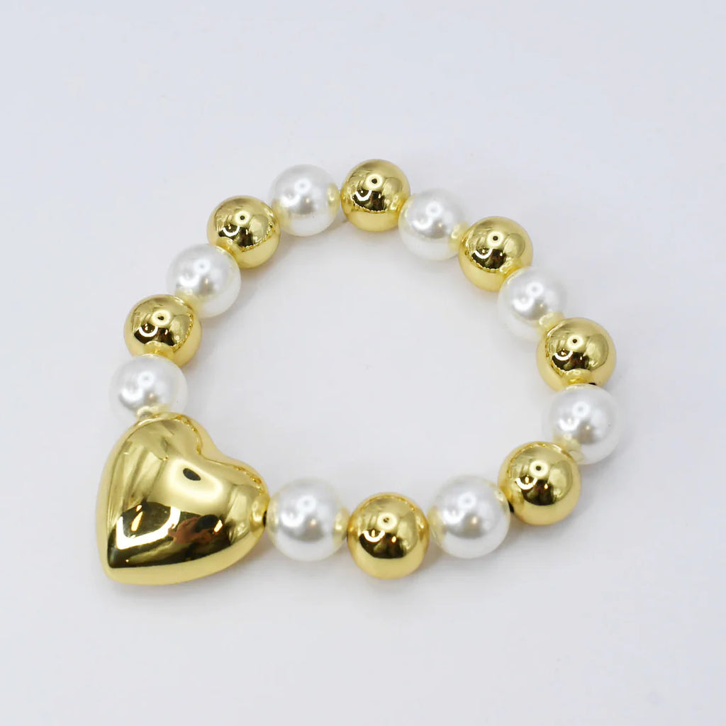 Pearls and Heart Beaded Bracelet