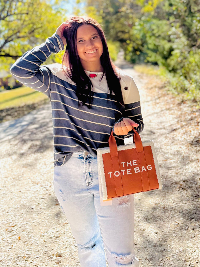 Keep It Casual Top - Navy