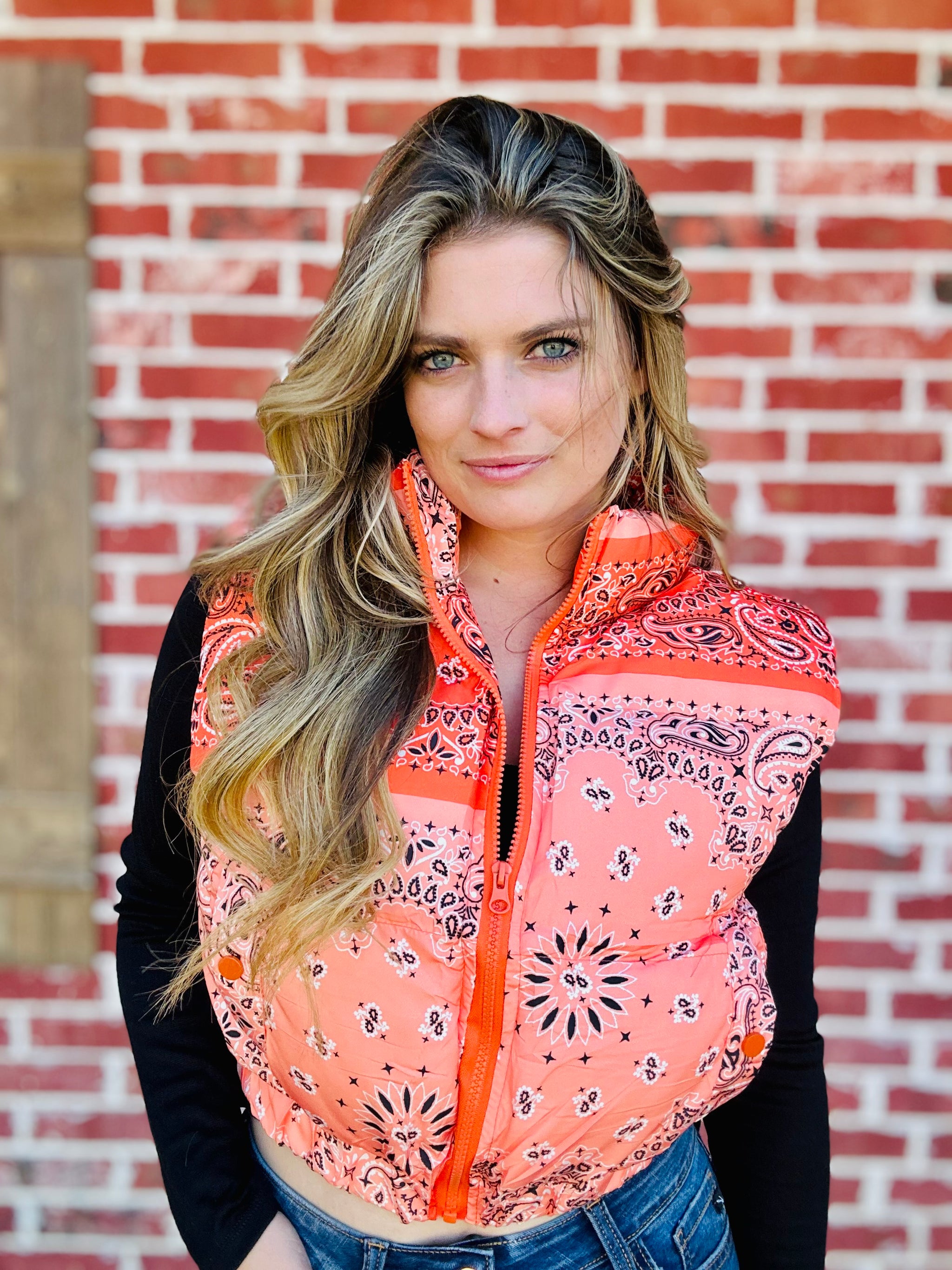 Wild Terrain Paisley Puffer Vest - Orange – The Sister's Boutique