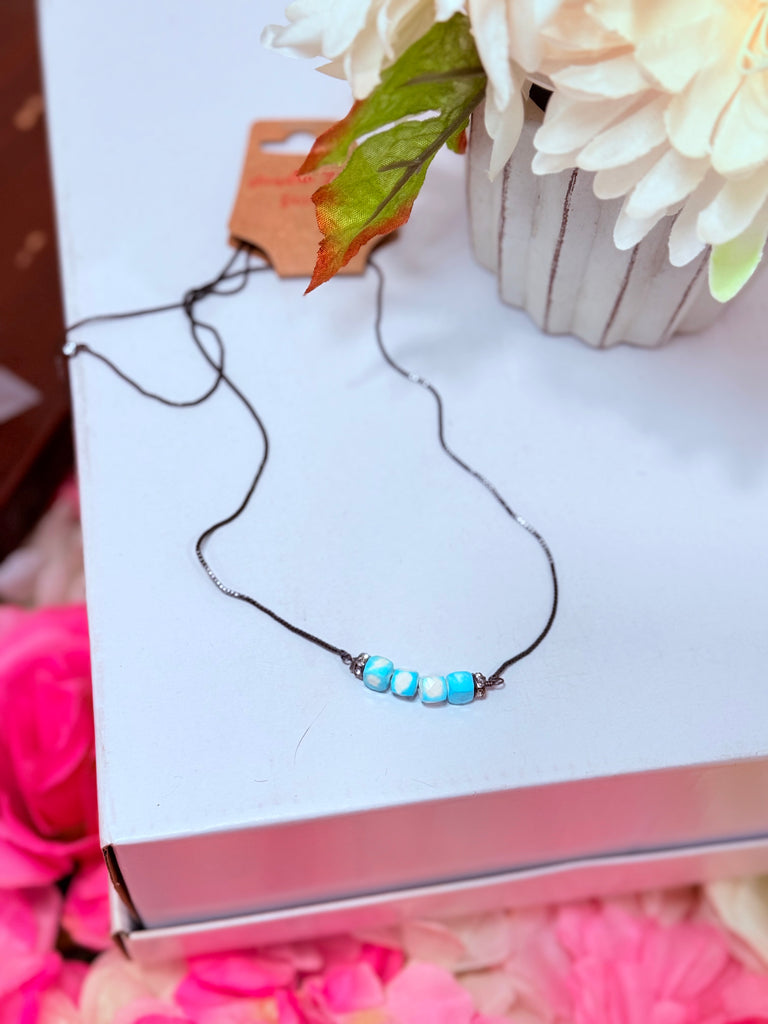 Turquoise Beaded Smutt Cinch Necklace