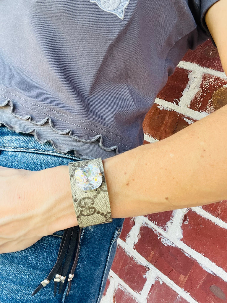 Medium Beige Crystal Cuff