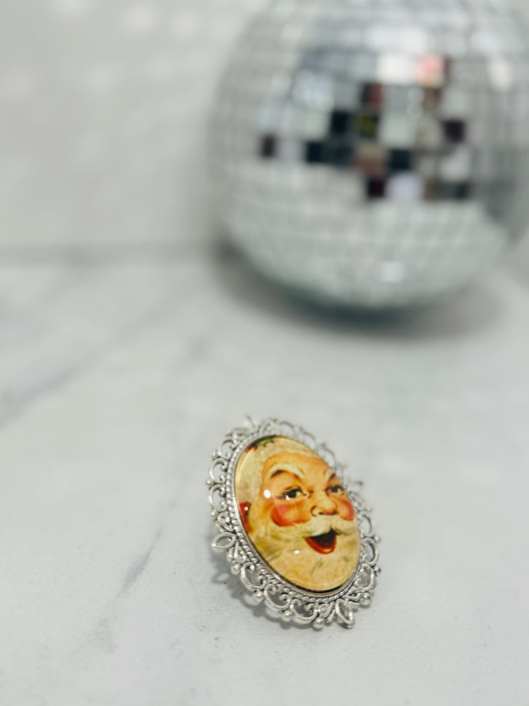 Silver Classic Saint Nick Holiday Vintage Ring