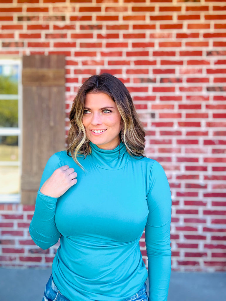 Light Teal Mock Neck Casual Long Sleeve