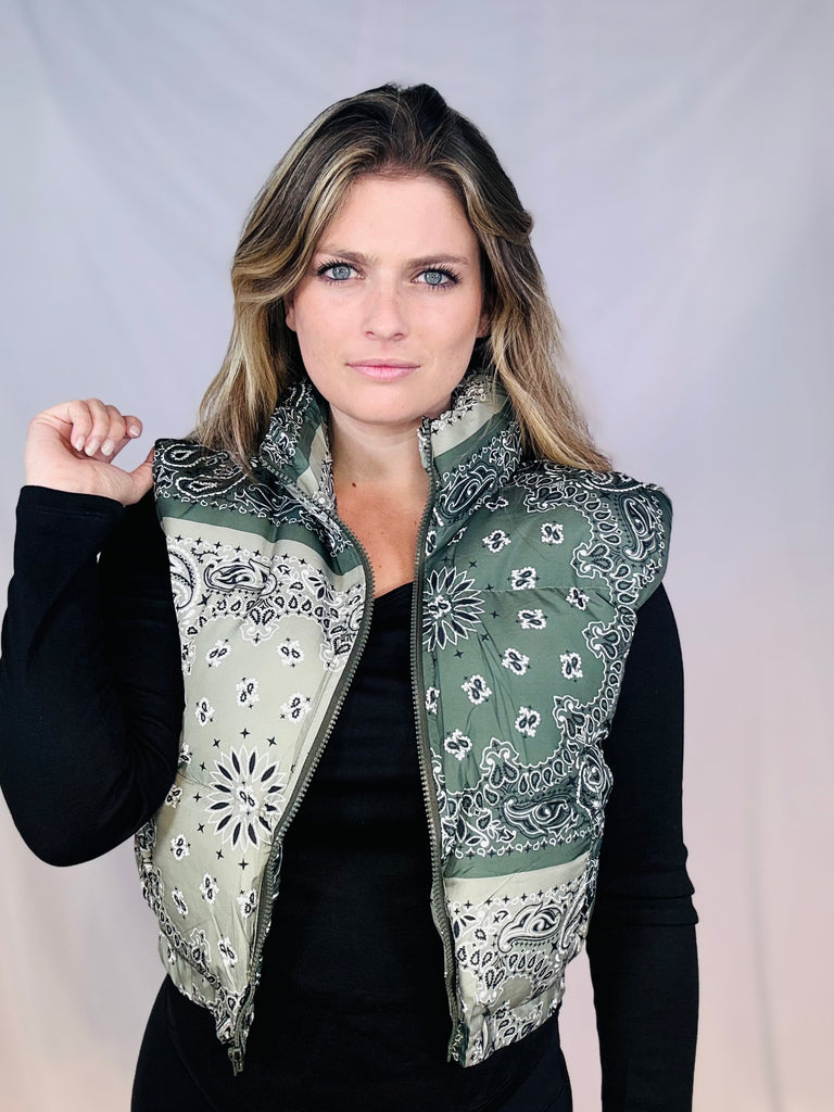 Wild Terrain Paisley Puffer Vest - Olive