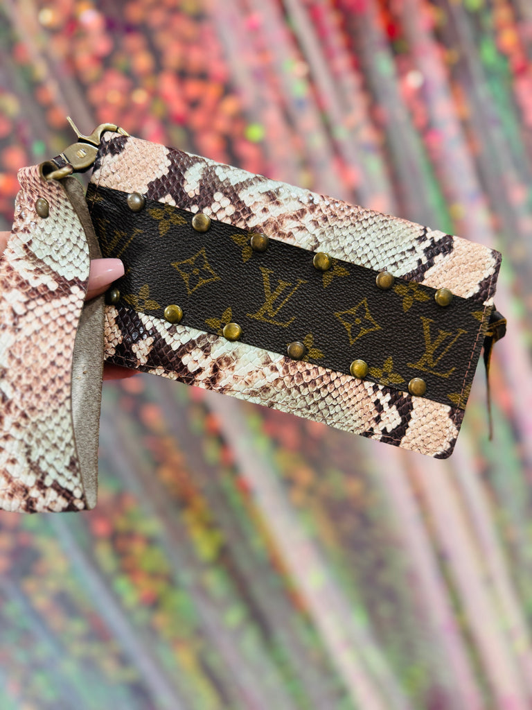 Lux Snake Fallon Wallet/Wristlet