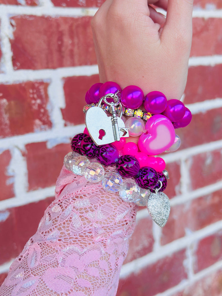 Wild Love hot Pink Charms and Beaded Bracelet Set