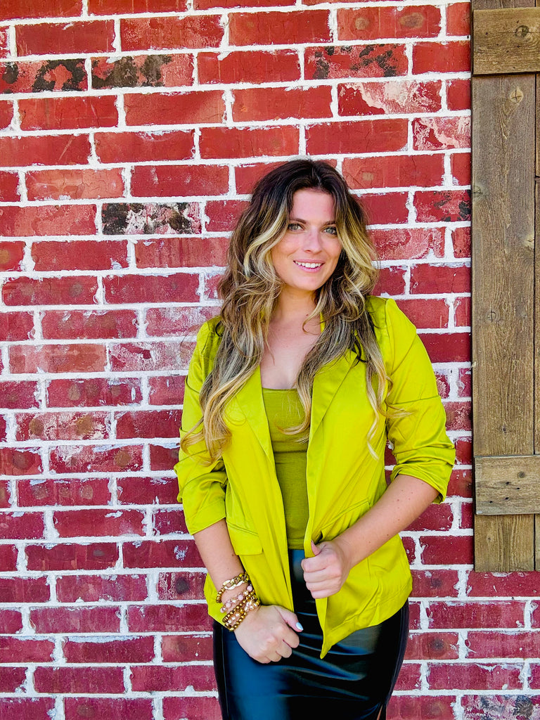 Solid Staple Pleat Sleeve Blazer - Chartreuse