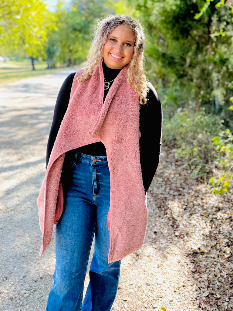 Cozy Calls Faux Shearing Vest- MAUVE