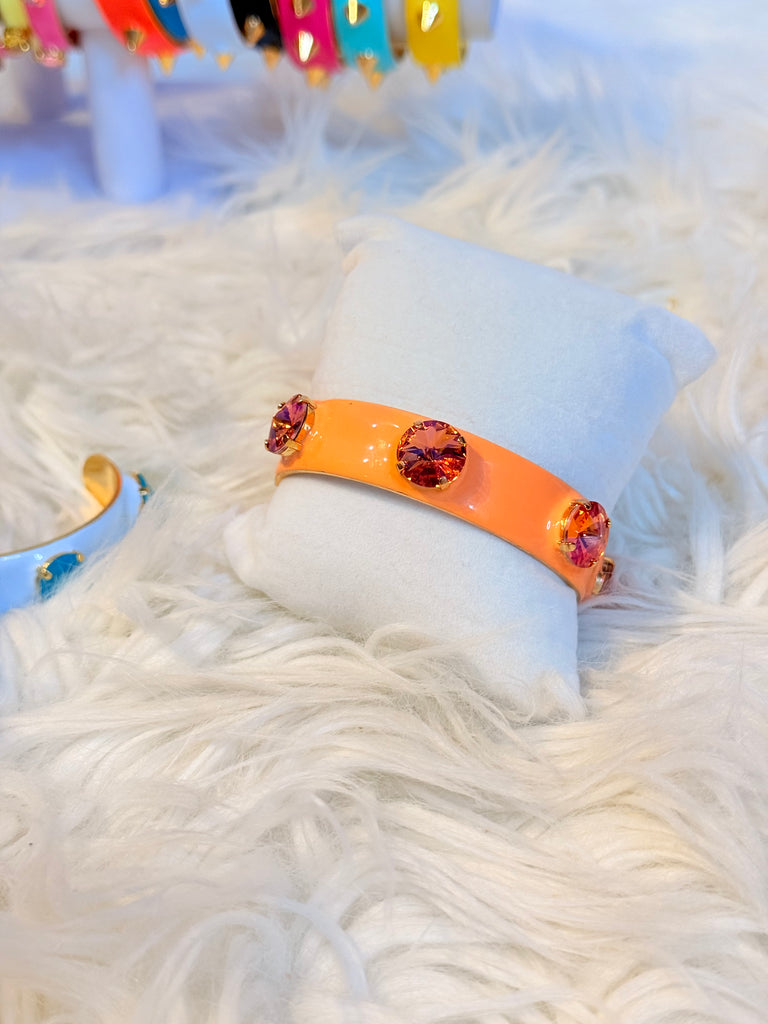 Linsey Cuff In Peach