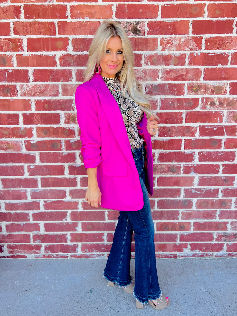 Woman Of Wall Street Boyfriend Blazer - Fuchsia