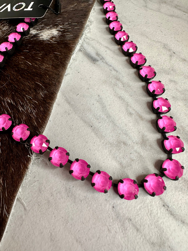 Bubblegum Pink Oakland Necklace in Smutt