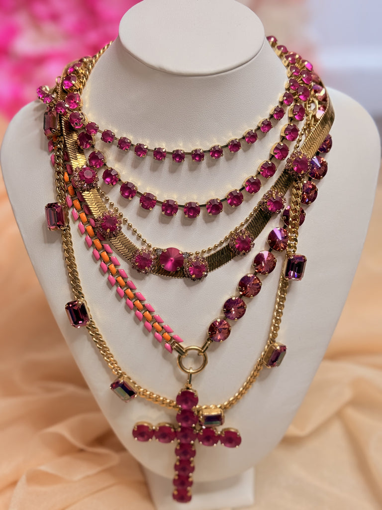 Sarina Necklace In Fuchsia Matte