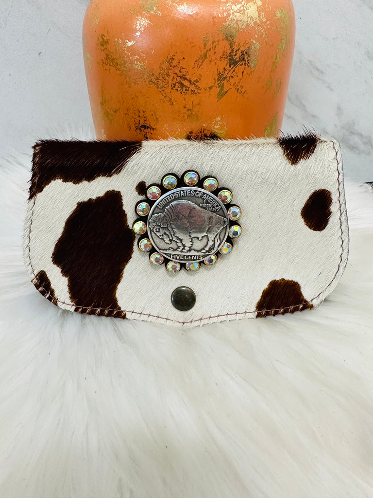 Keep It Gypsy – Tagged Wallet – The Sister's Boutique