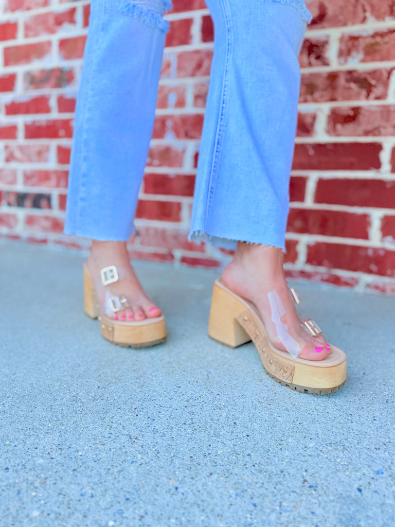 The Tanuji Clear Wedges