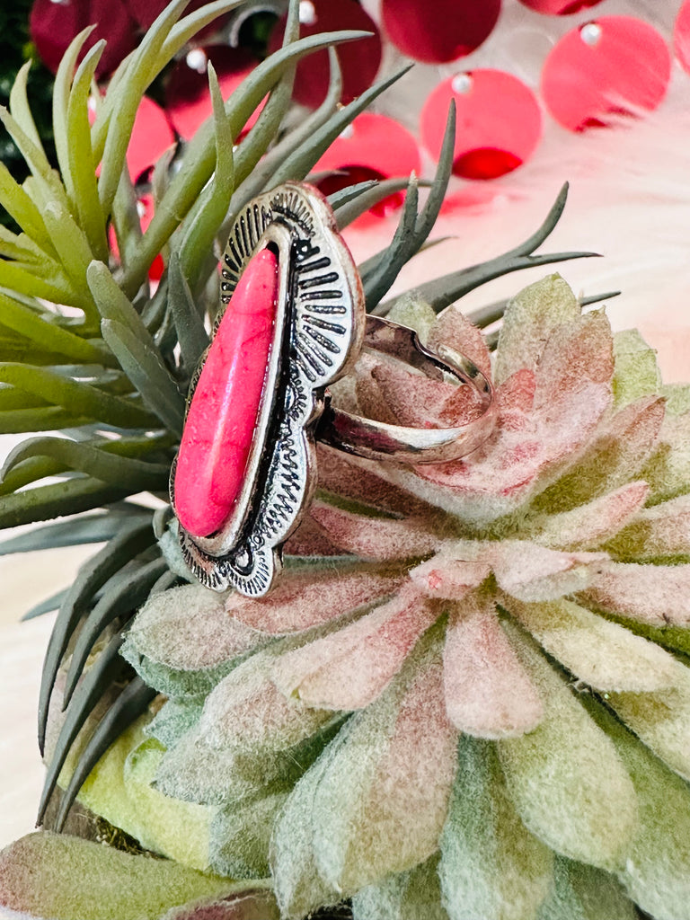 Mini Pink Conch Stone & Silver Ring