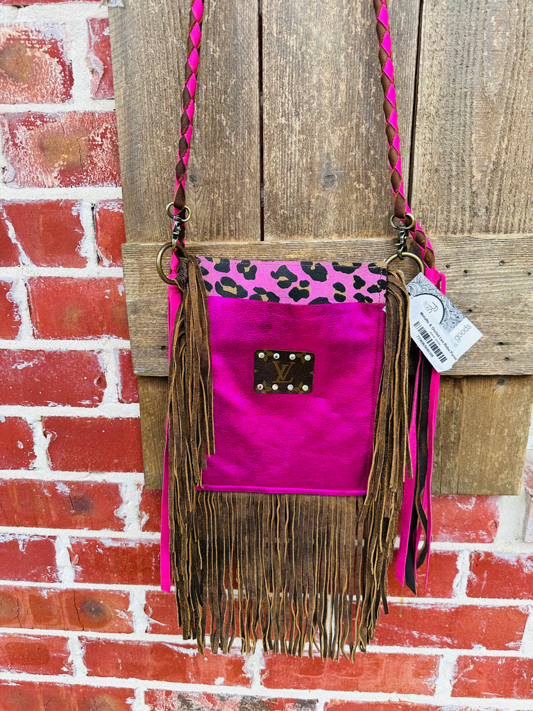 Keep It Gypsy Upcycled LV Black Hide Jordan Wristlet Wallet - Eclections  Boutique