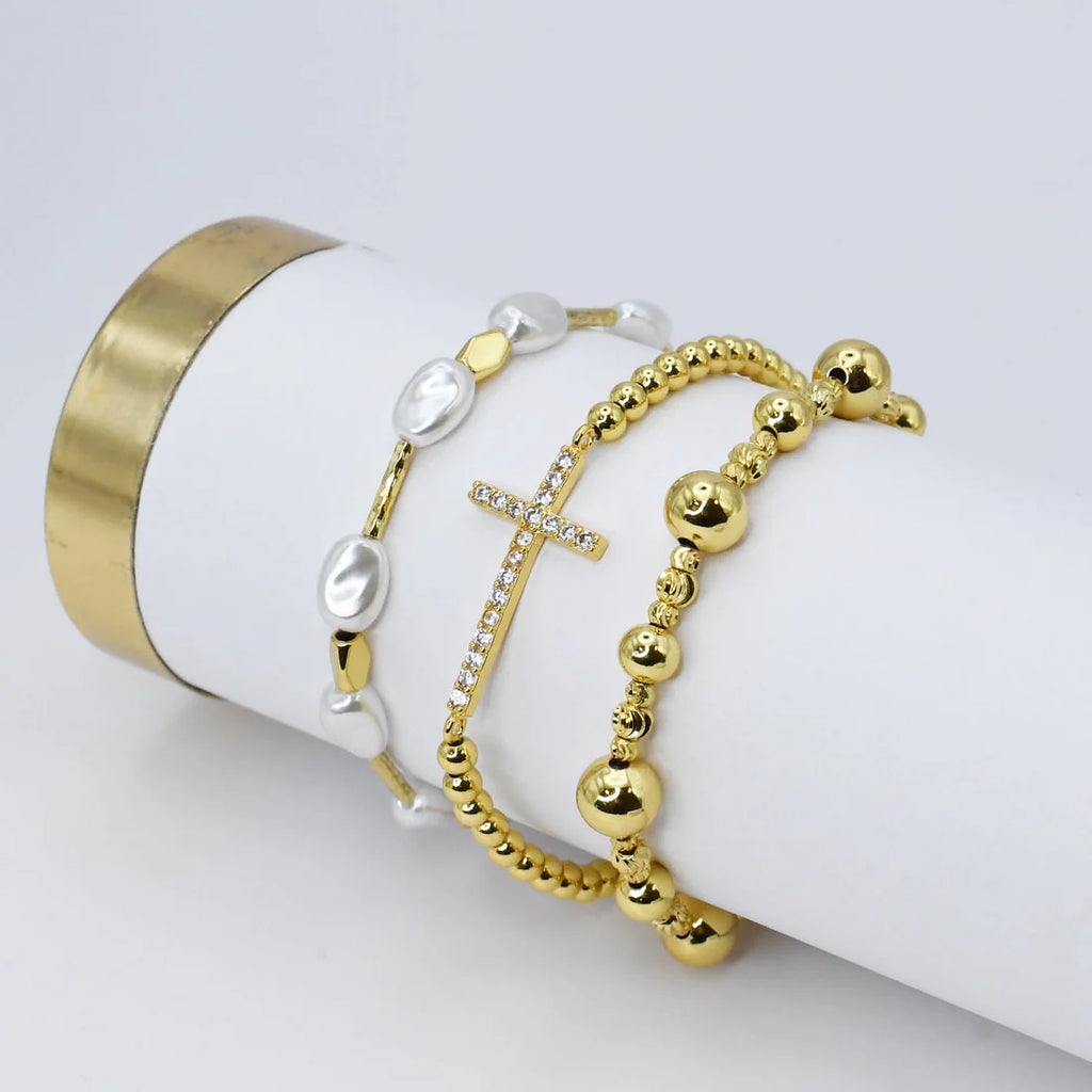 Graceful Glow Gold Bracelet Set