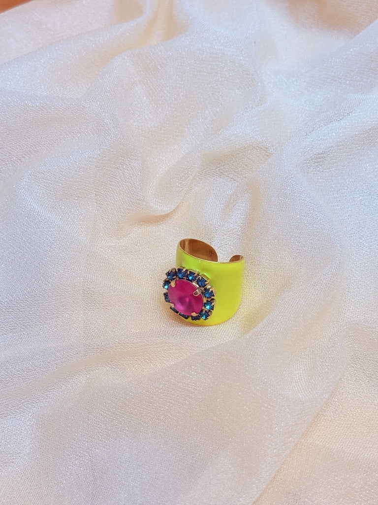 Jacci Ring Enamel Neon Yellow