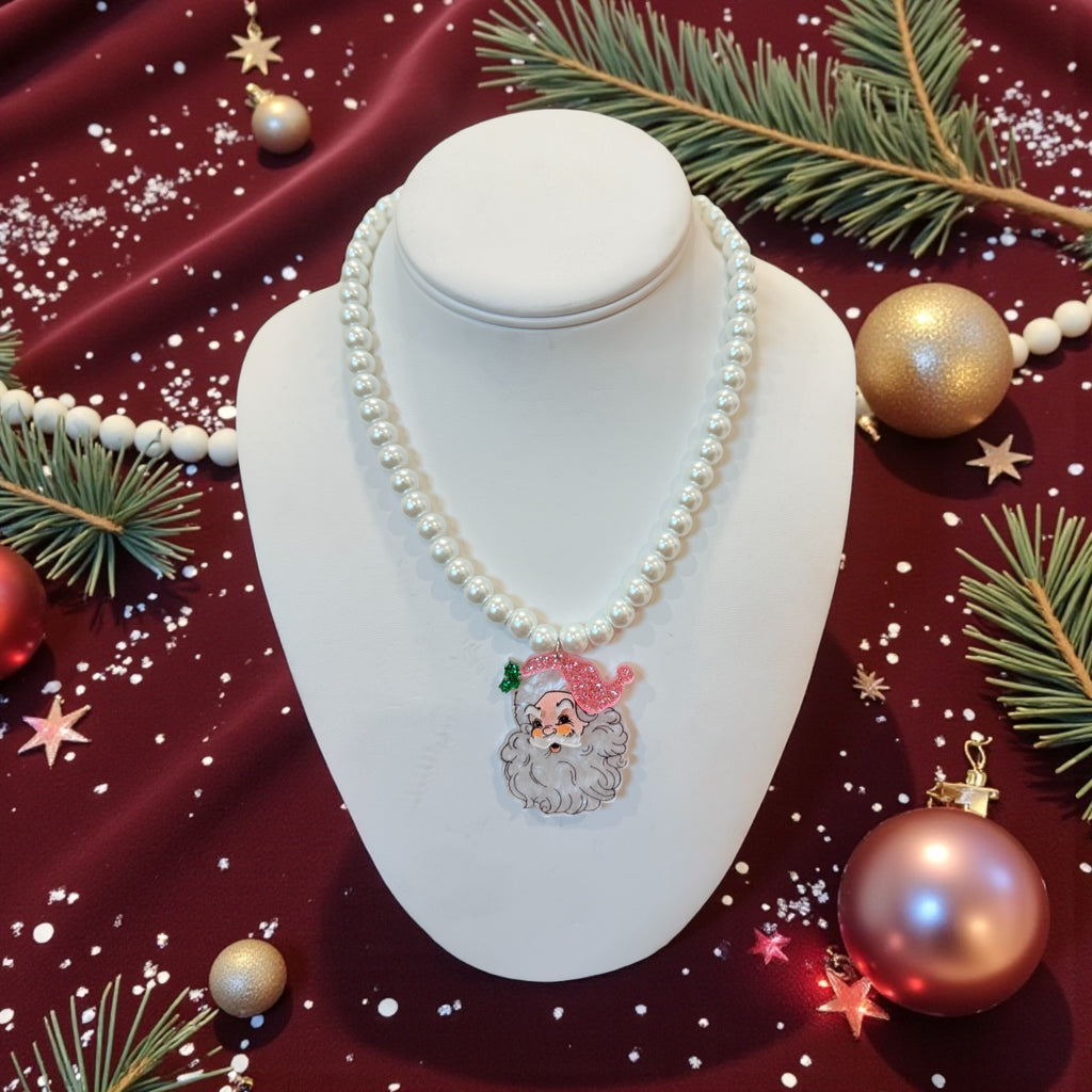 Pink Santa Pearl Necklace