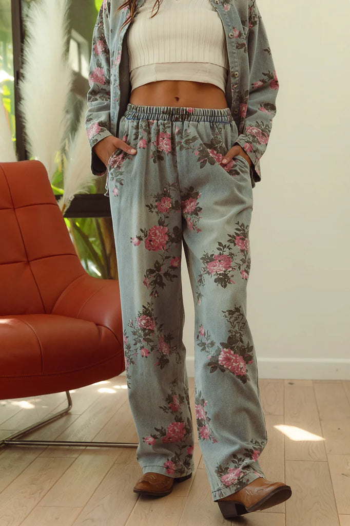 Floral Printed Wide-Leg Denim Pants