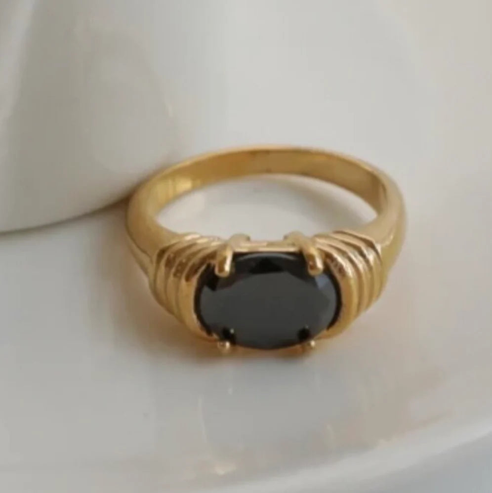 Diamond Kylie Ring - Black