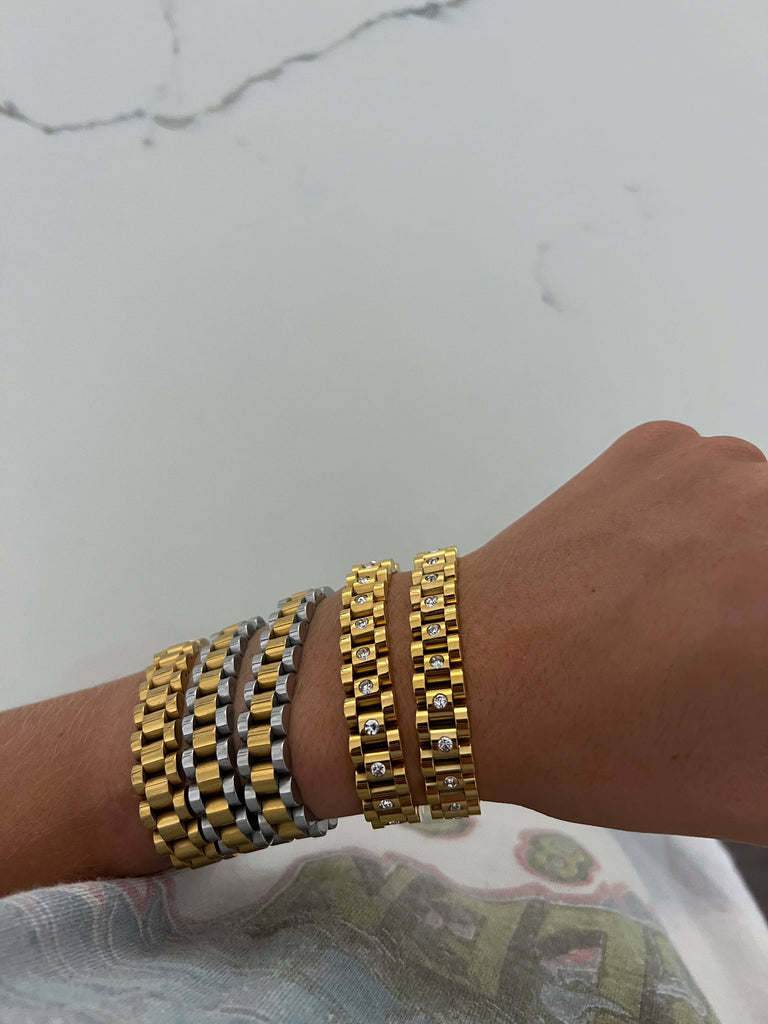 THE CHAIN WATCH BAND BRACELET: GOLD WITH DIAMOND