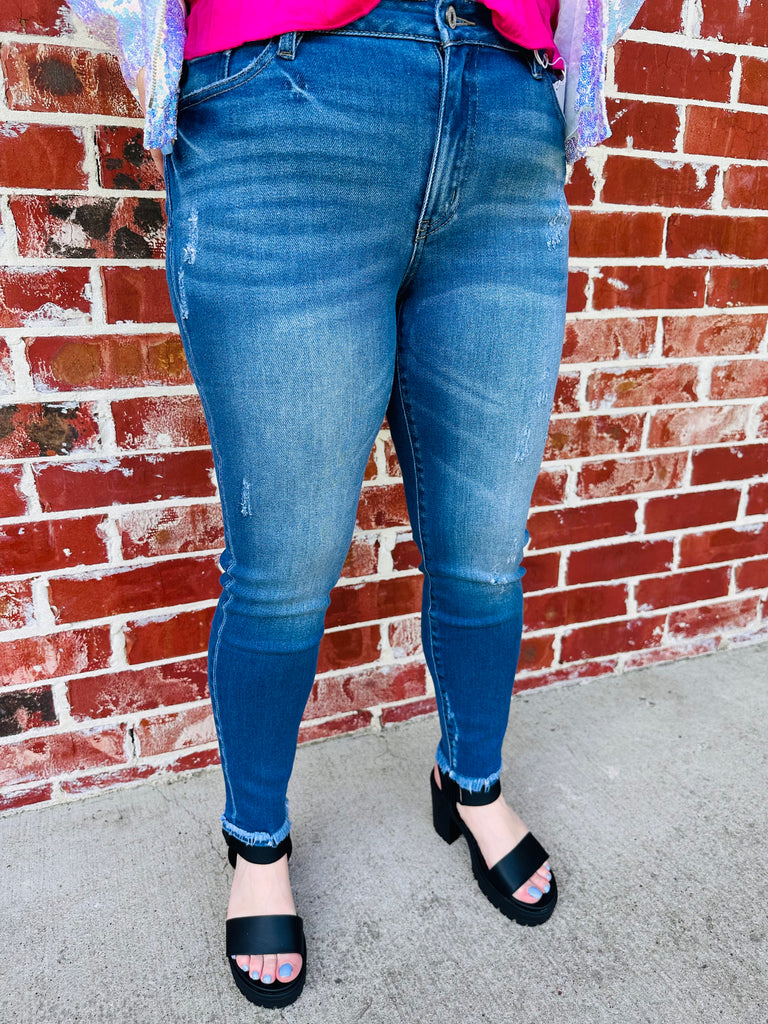 Medium Fray Ankle Skinny Jeans - KC7122M
