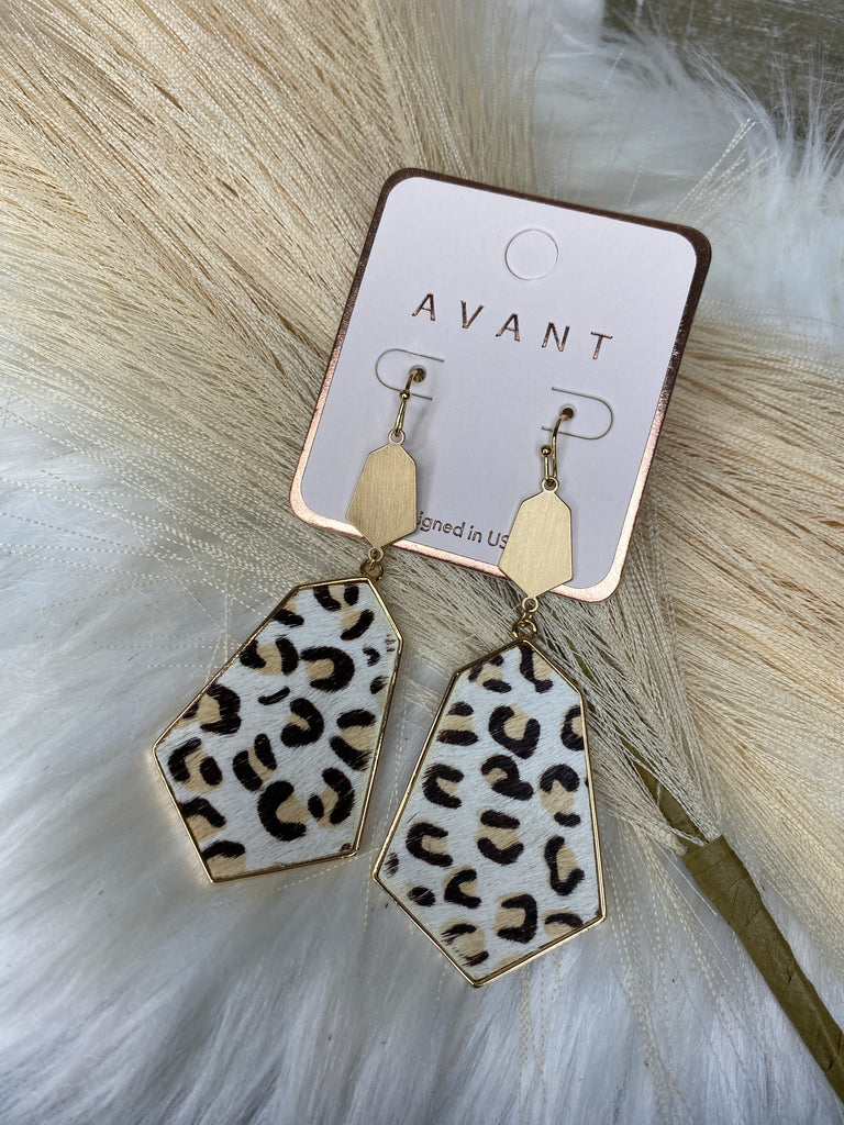 Sweet Golden Safari Earrings